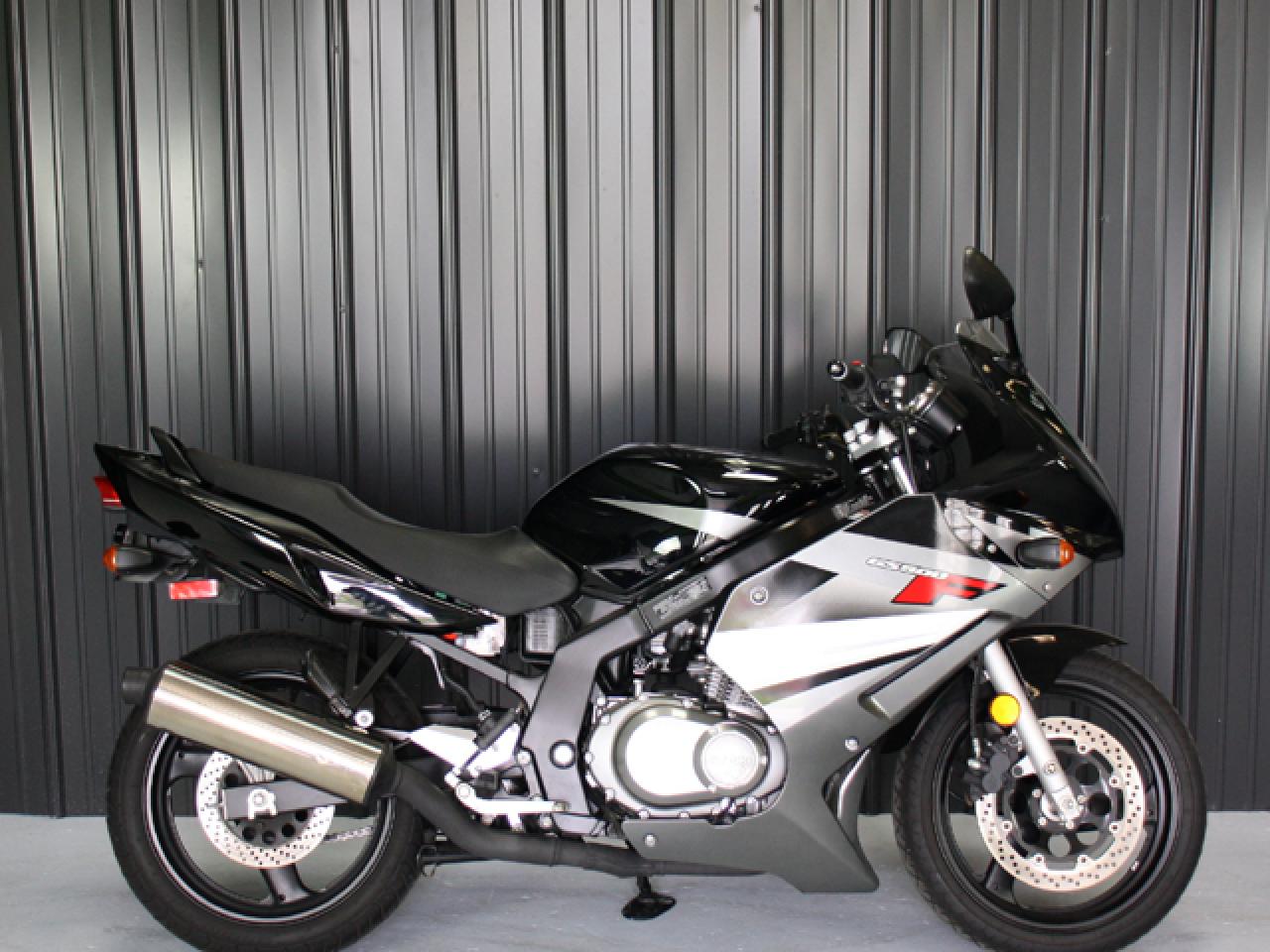 2009 suzuki gs